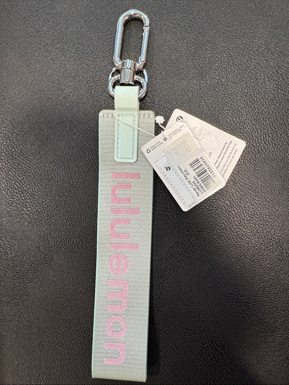 lululemon Neverlost Keychain